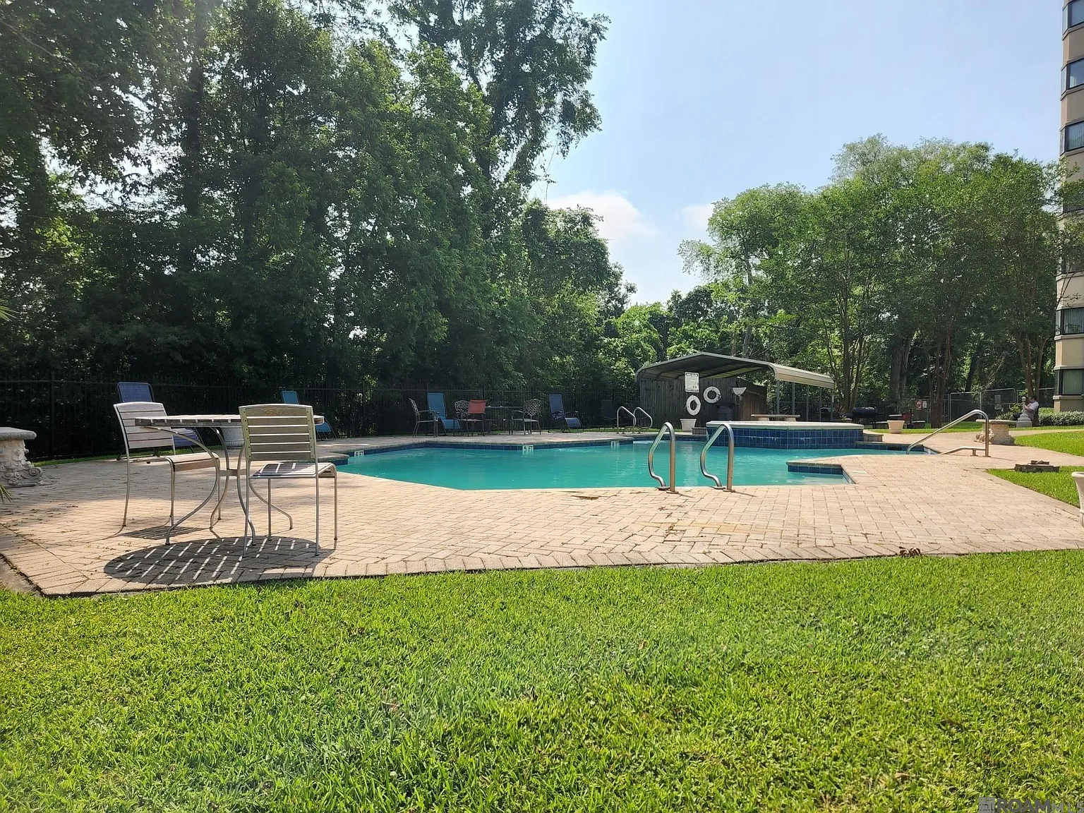 2 bed, 1129 sqft, $1,400 — Photo 2