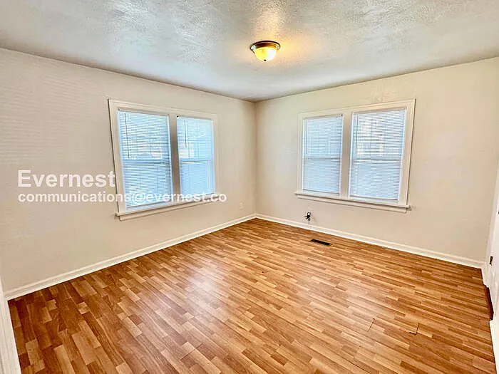 1637 S Indianapolis Ave — Photo 17