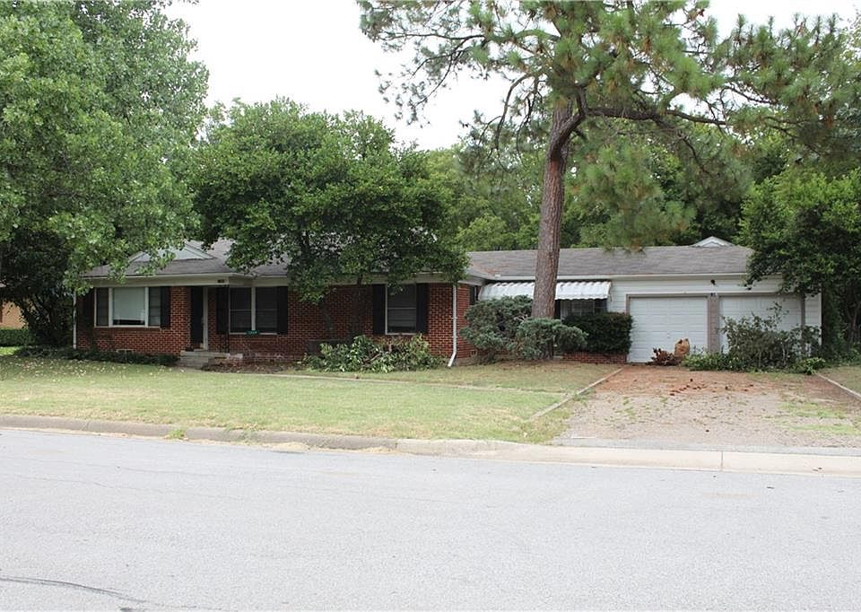 1st image of 1309 Barnes Dr