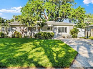5860 15th Way N, Saint Petersburg, FL 33703