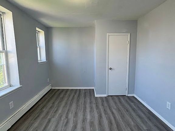 5th image of 62.5 Atlantic St #B