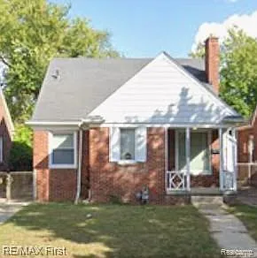 3 bed, 1.5 bath, 1148 sqft, $1,300 — Photo 1