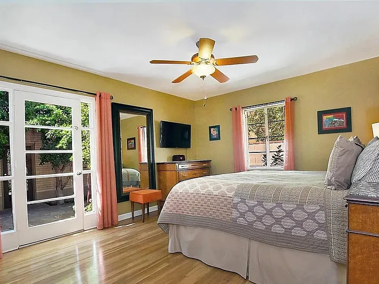 501 W Granada Rd — Photo 9