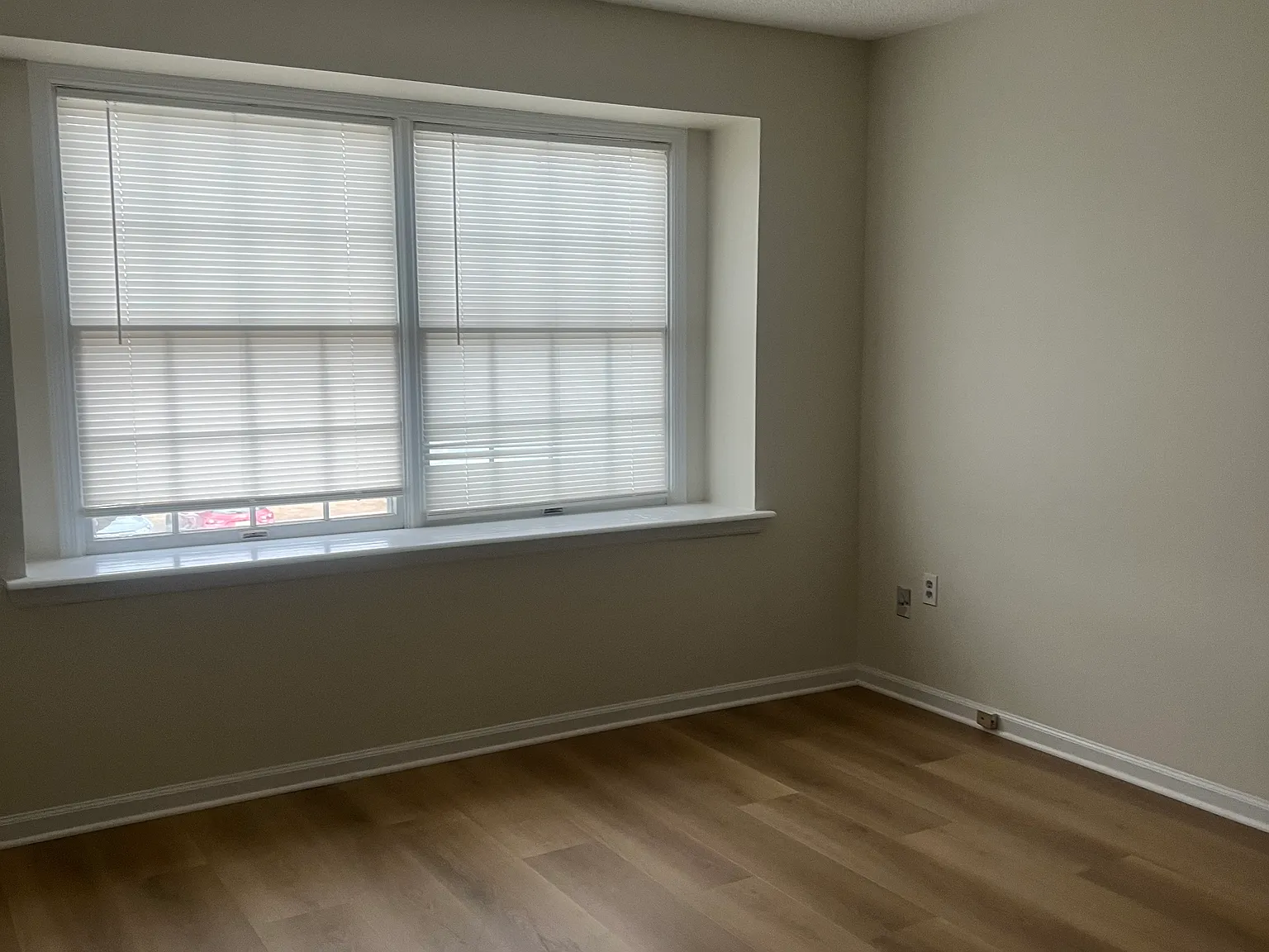 2 bed, 970 sqft, $2,250 — Photo 2