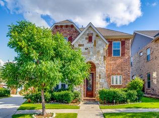 1132 Crane St, Carrollton, TX 75007