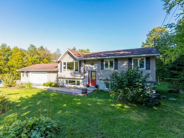 103 Norman Blvd, Hammonds Plains, NS B4B 1N6