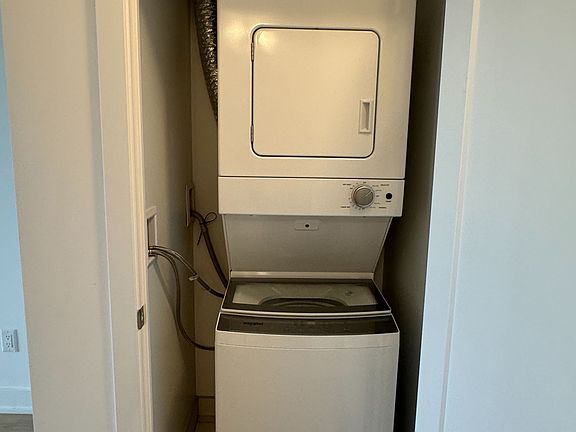 5th image of 2545 Simcoe St N #736