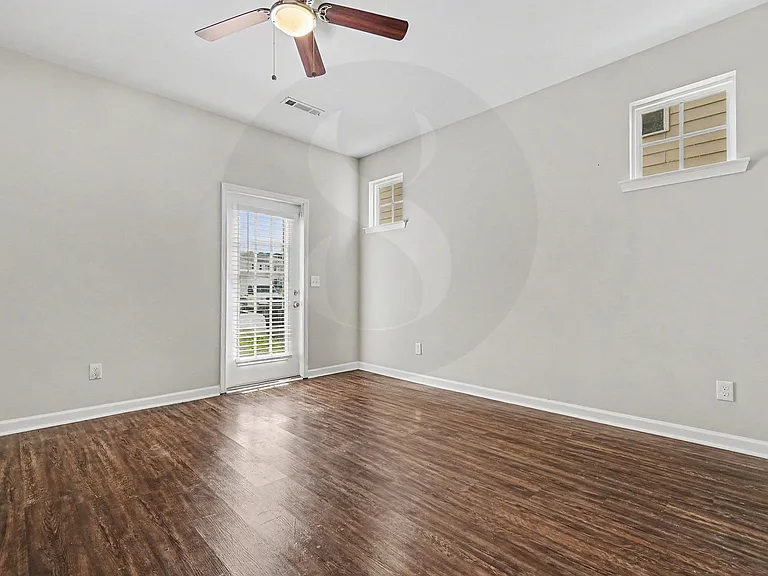 4561 Parkway Cir — Photo 14