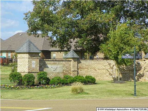 3rd image of 6974 Dakota Cir
