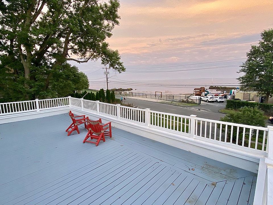 Large deck - Ocean View