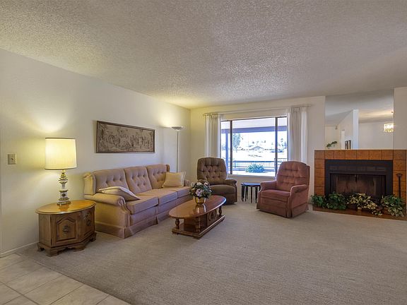 3rd image of 4501 E Walatowa St