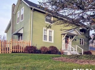 406 6th St, Andover, IL 61233