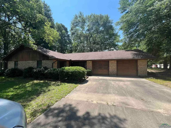 1640 Grangeway Rd, Marshall, TX 75672