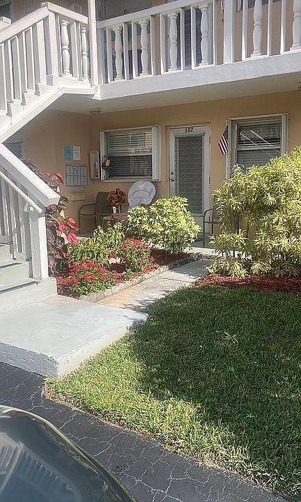 1st image of 2132 NE 1st Way APT 102