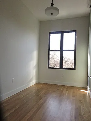 Rented by Rennit Inc. | media 32