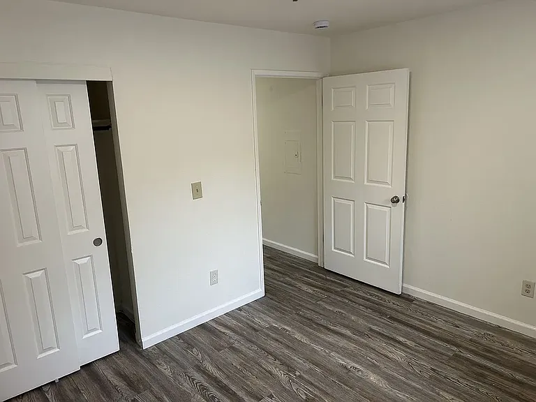 463 Coffield Ave #8 — Photo 8