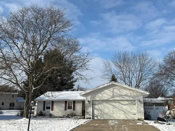 2515 Sherwood Dr, Stow, OH 44224