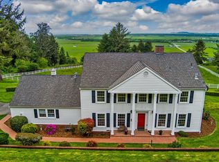 222 Becmar Ln, Ferndale, CA 95536