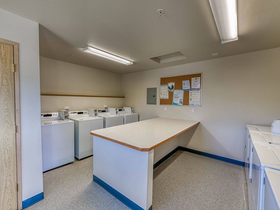Community Laundry Facilities Available For Apartments Without Washer & Dryer