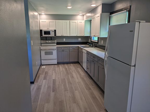 4th image of 244 Brandonwood Dr