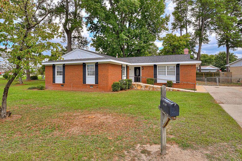 1st image of 102 Wesley Dr