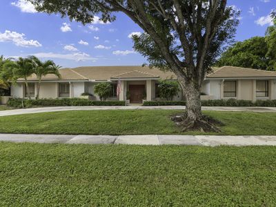 2812 Embassy Drive, West Palm Beach, FL, 33401