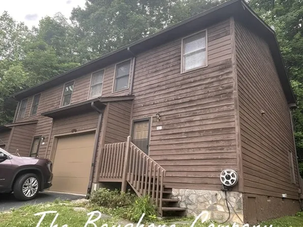 803 Parkway Vista Dr, Asheville, NC 28805