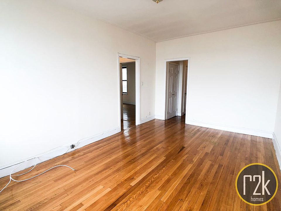 1st image of 2906 21st Ave APT 4I
