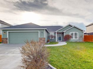 4816 Bilbao Dr, Pasco, WA 99301