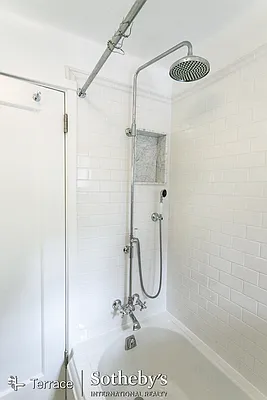 Sold by Terrace Sotheby's International Realty | media 67