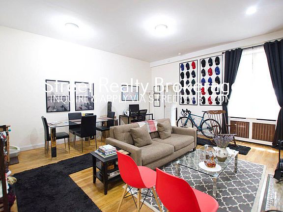 4th image of 42 W 73rd St APT 2R