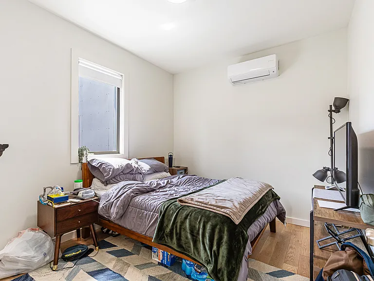 71 Richmond St #4B — Photo 25