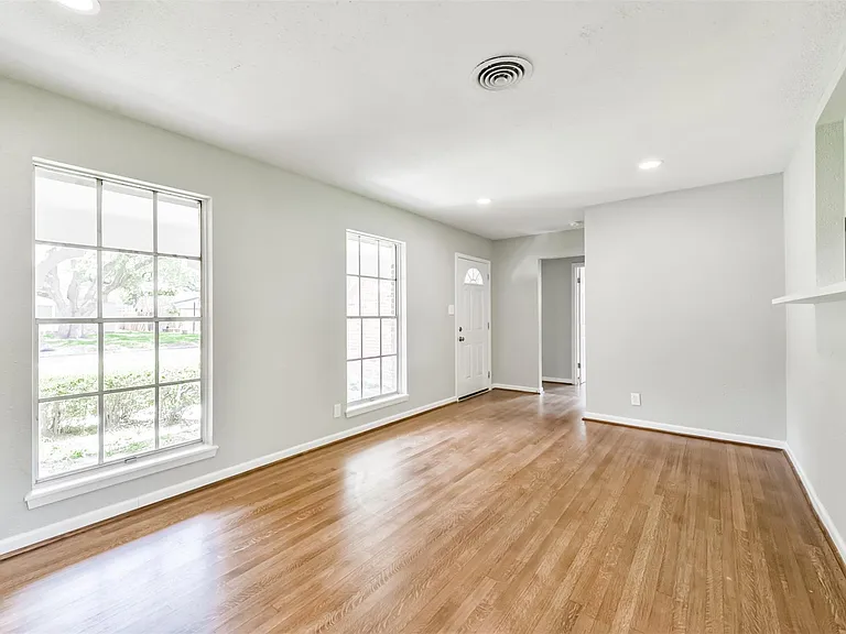 9631 Bundy Ln — Photo 26