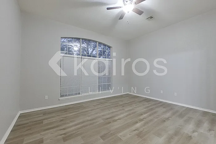408 Coalbrook Dr — Photo 6