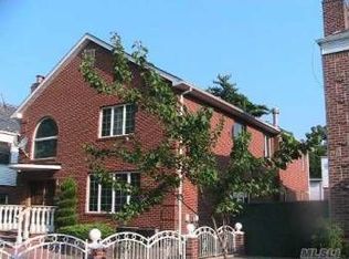 13715 73rd Ter, Flushing, NY 11367