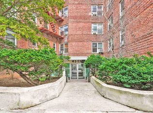 42-25 80th St #1F, Elmhurst, NY 11373