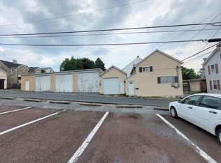 151 Mulberry St, Catasauqua, PA 18032