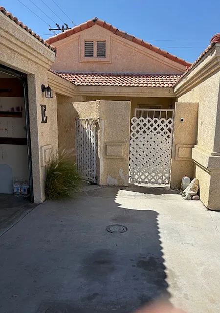 Building Photo - 66125 Cahuilla Ave #E
