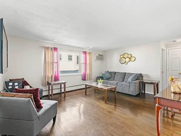 21 Lewis St APT 8, Lynn, MA 01902
