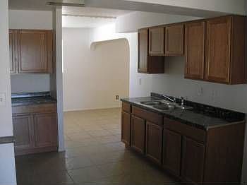 2nd image of 2747 W Lawrence Ln