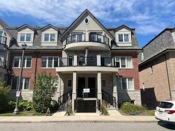 15 Eaton Park Ln #26, Toronto, ON M1W 0A5