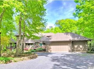 21 Bellflower Ln, Nellysford, VA 22958