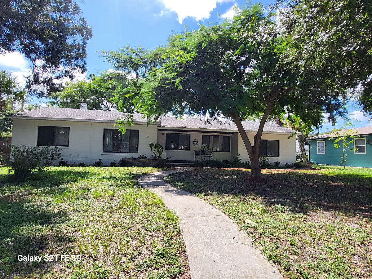 Pana/5 6738 5th Ave N, Saint Petersburg, FL 33710 | HotPads