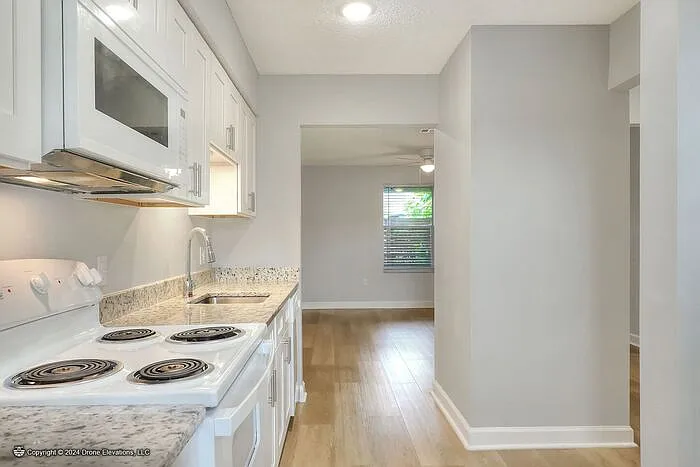 2120 Cabernet Ct — Photo 3