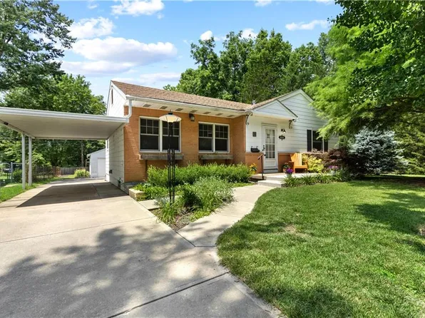 8226 Mercier St, Kansas City, MO 64114