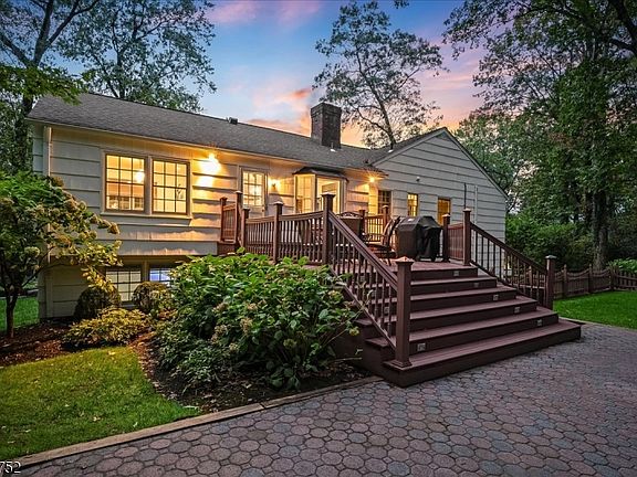 2nd image of 16 Little Wolf Rd