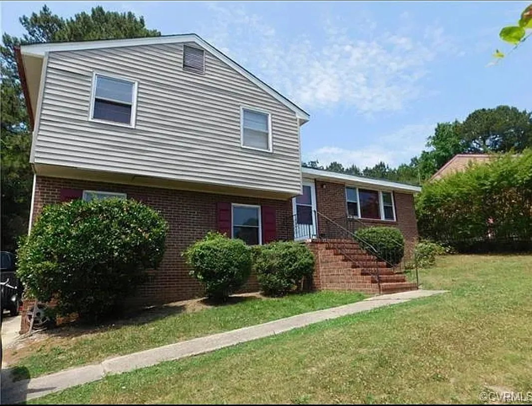 4 bed, 1777 sqft, $2,125 — Photo 1