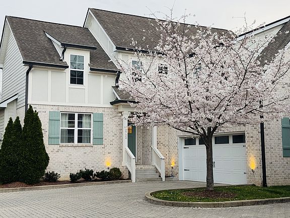 4th image of 2724 Lakeland Dr
