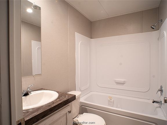 3rd image of 7576 Catalina Hill Ct