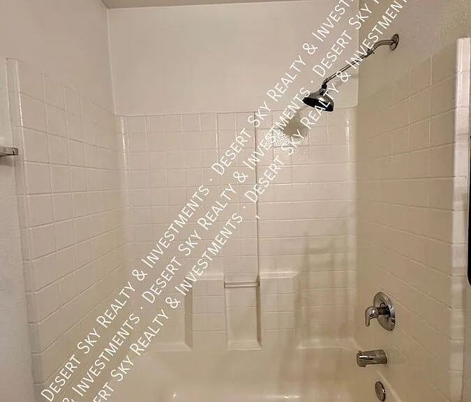 4826 Calle Bella Ave — Photo 18